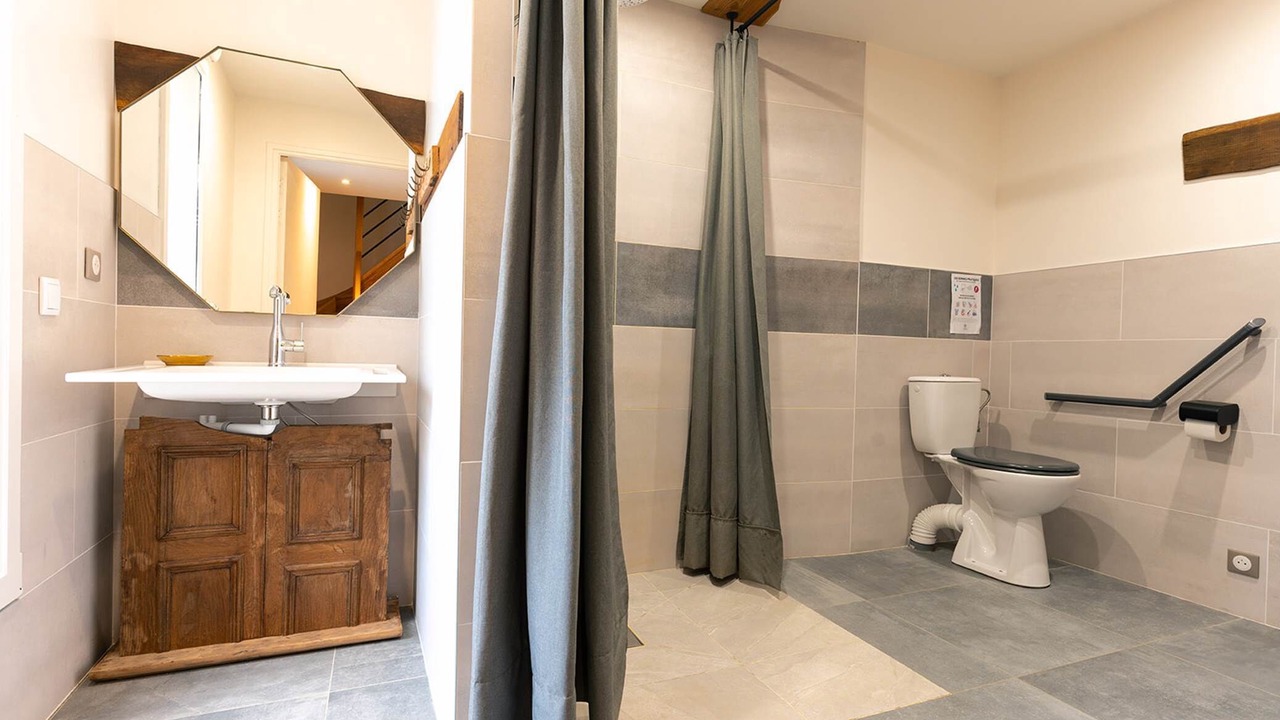 Photo of Others in La Madelaine-sous-Montreuil