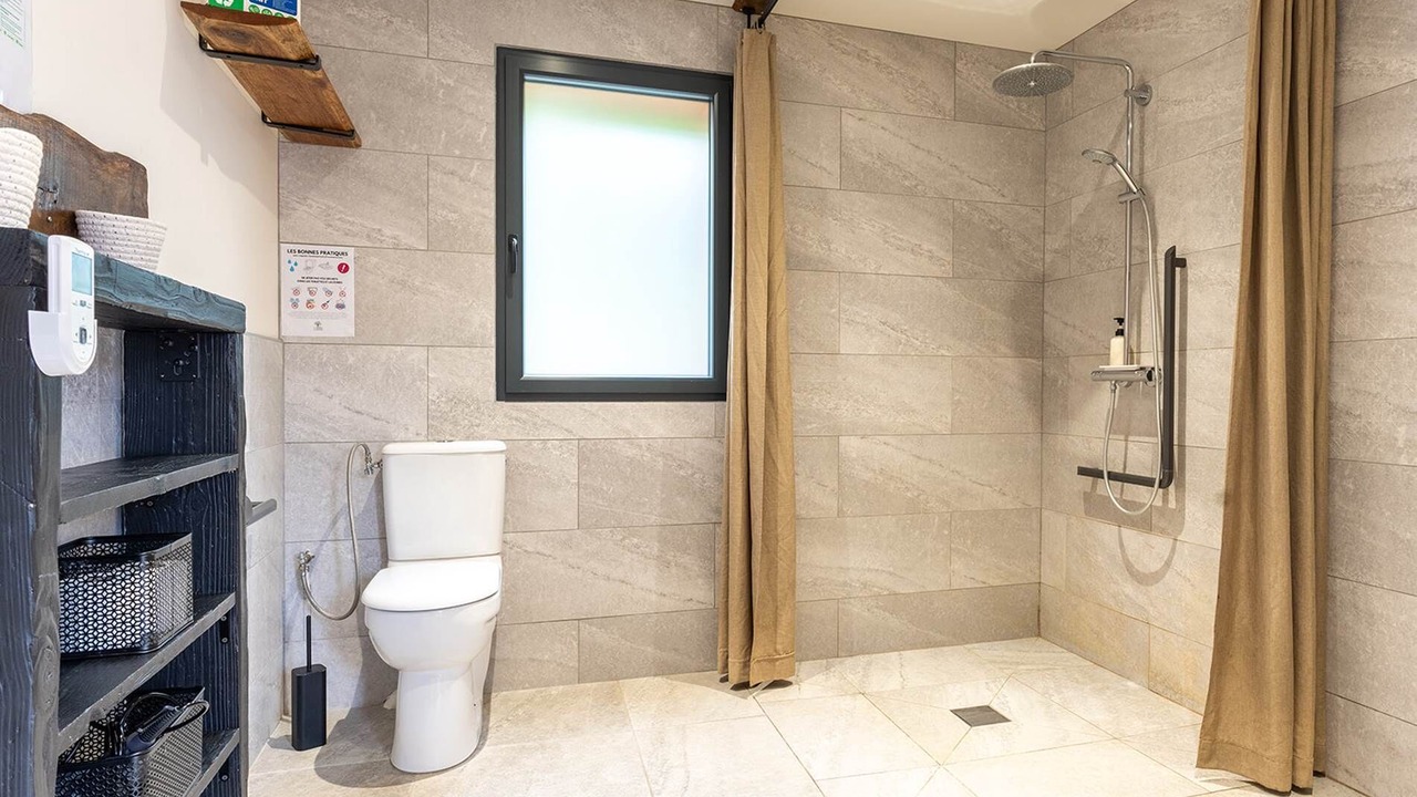 Photo of Others in La Madelaine-sous-Montreuil