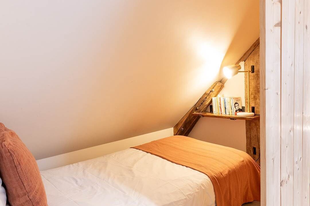 Photo of Others in La Madelaine-sous-Montreuil