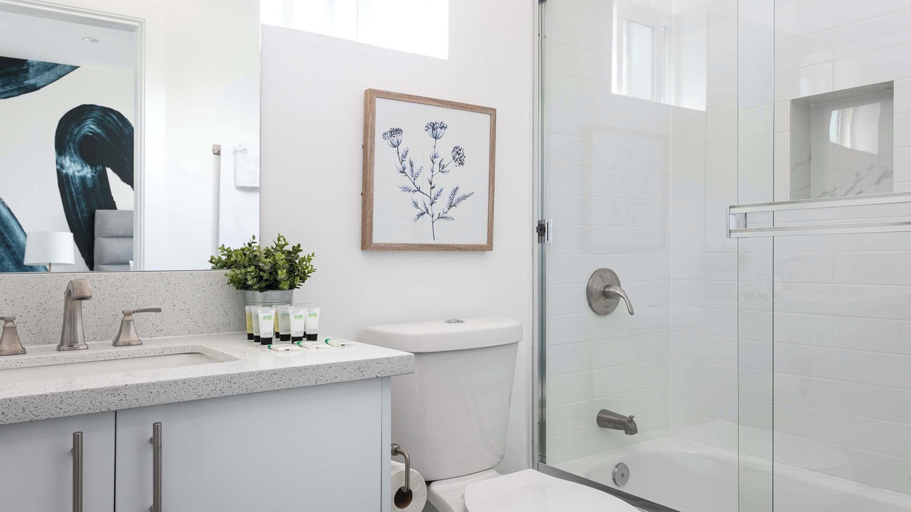 Photo of Bathroom in Historic Filipinotown