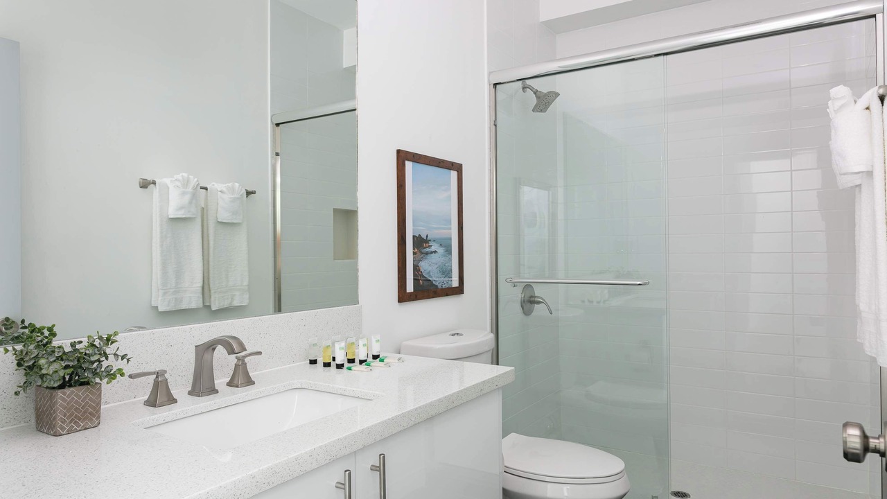 Photo of Bathroom in Historic Filipinotown