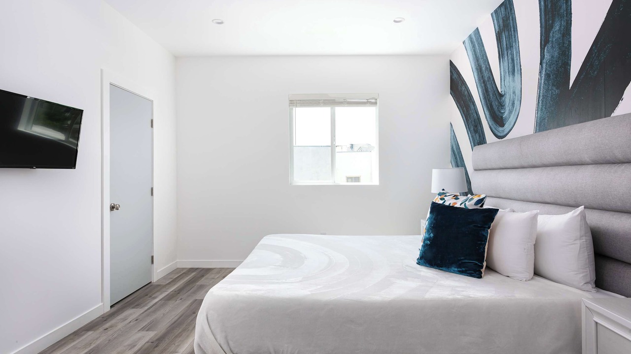 Photo of Bedroom in Historic Filipinotown