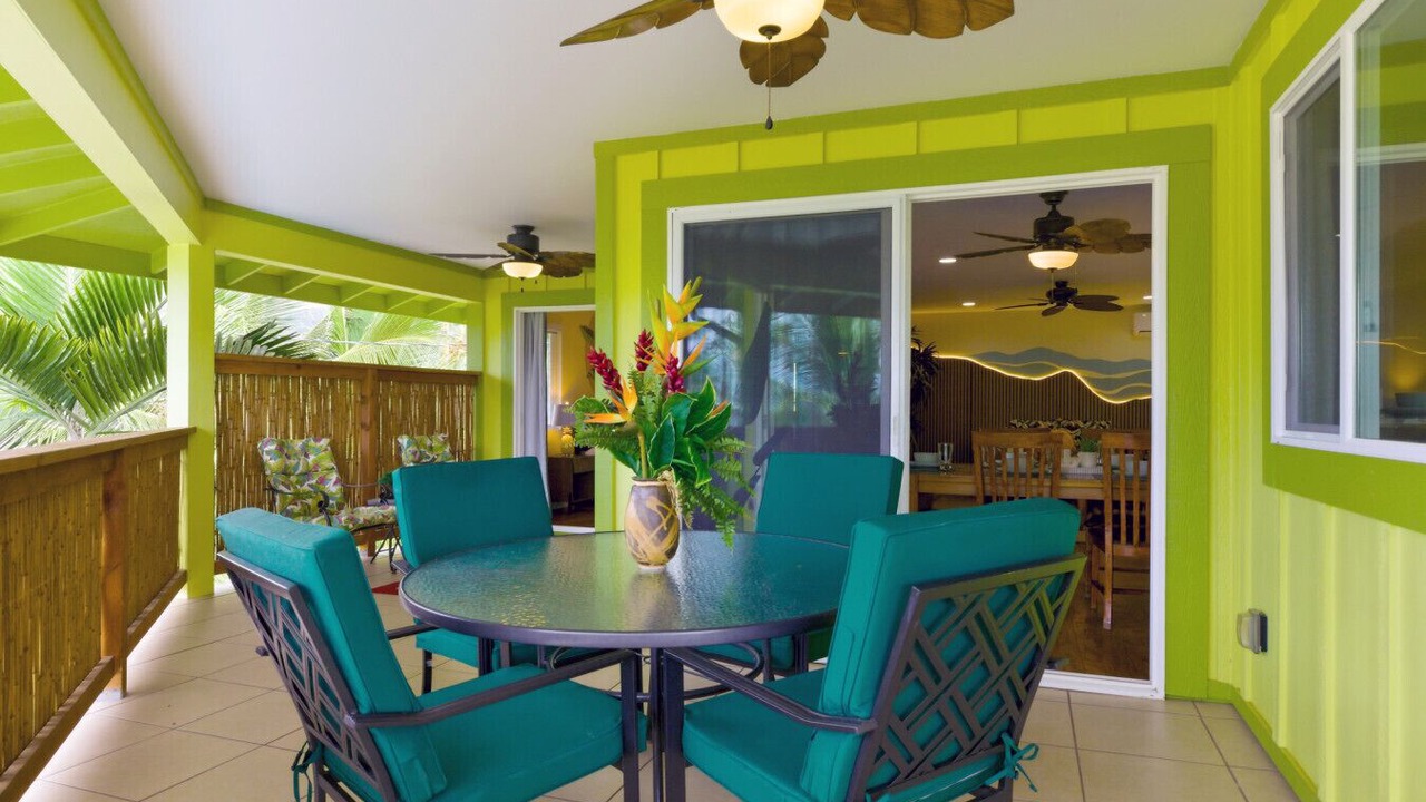 Photo of Outdoor in Kahaluu Bay