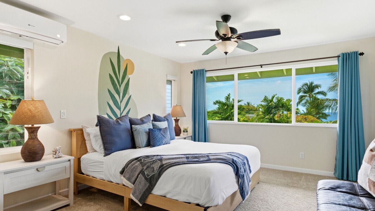 Photo of Bedroom in Kahaluu Bay