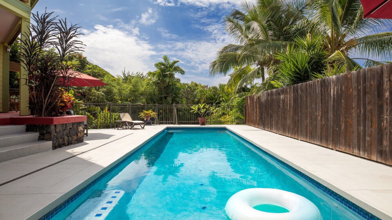 Photo of Outdoor in Kahaluu Bay