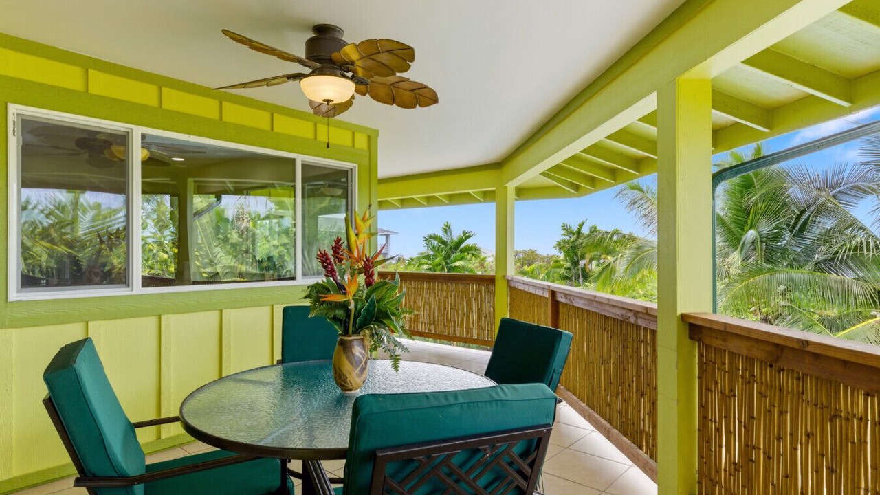 Photo of Outdoor in Kahaluu Bay