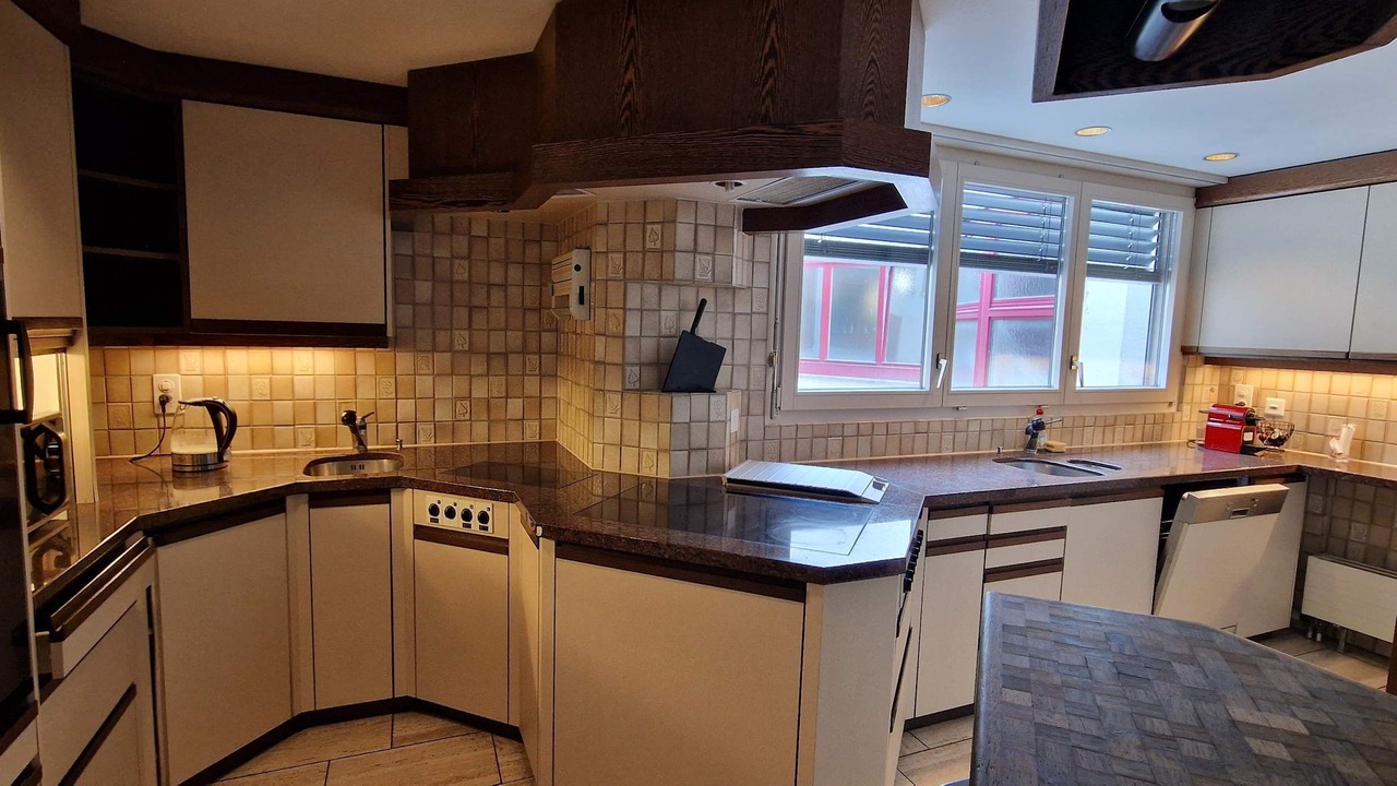 Photo of Kitchen in Center
