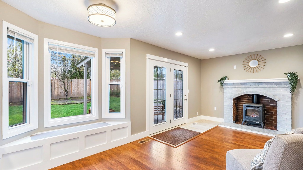 Photo of Others in Troutdale