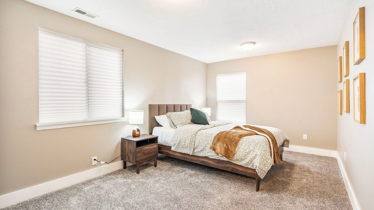 Photo of Bedroom in Troutdale