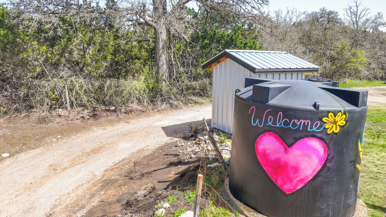 Photo of Others in Blanco