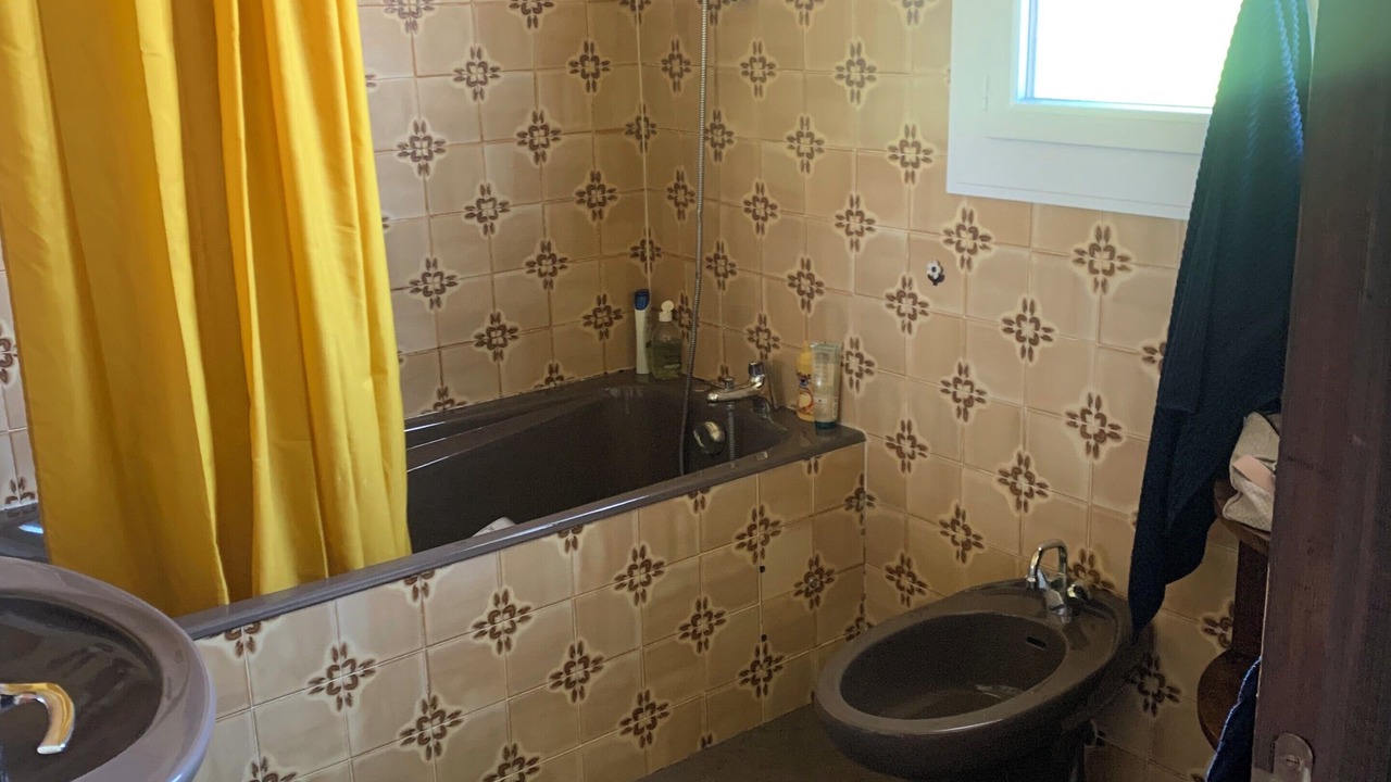 Photo of Bathroom in Esbareich