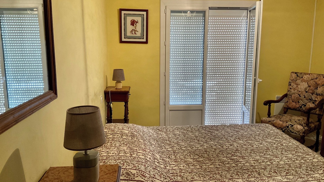 Photo of Bedroom in Esbareich
