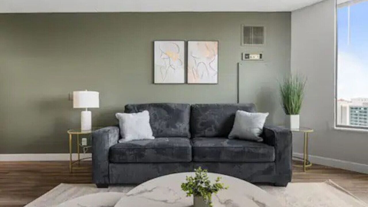 Photo of Livingroom in Downtown Minneapolis