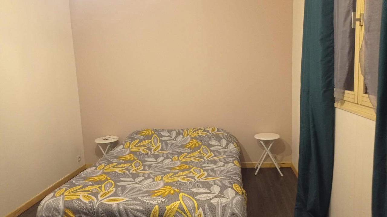 Photo of Bedroom in Bourbon-Lancy