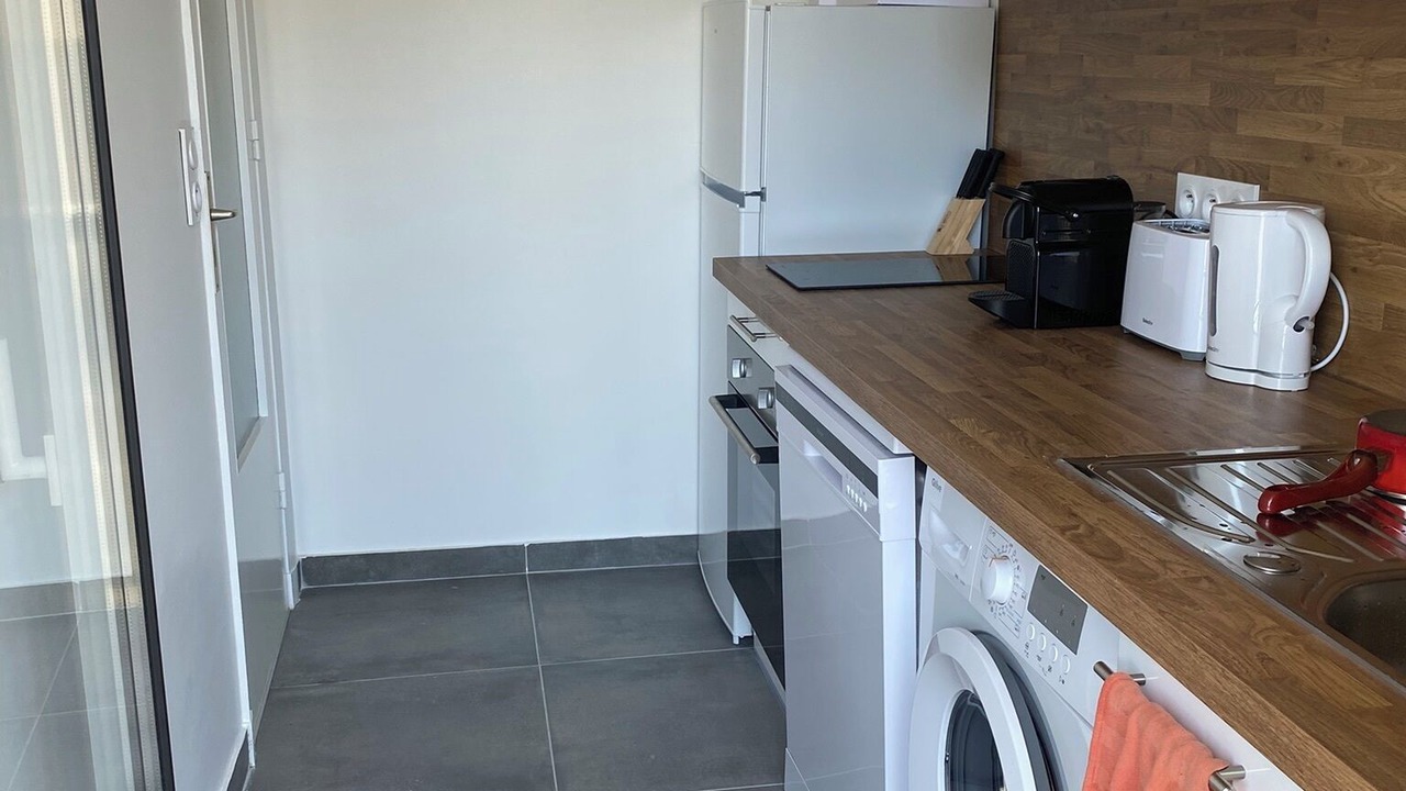 Photo of Kitchen in Vernier