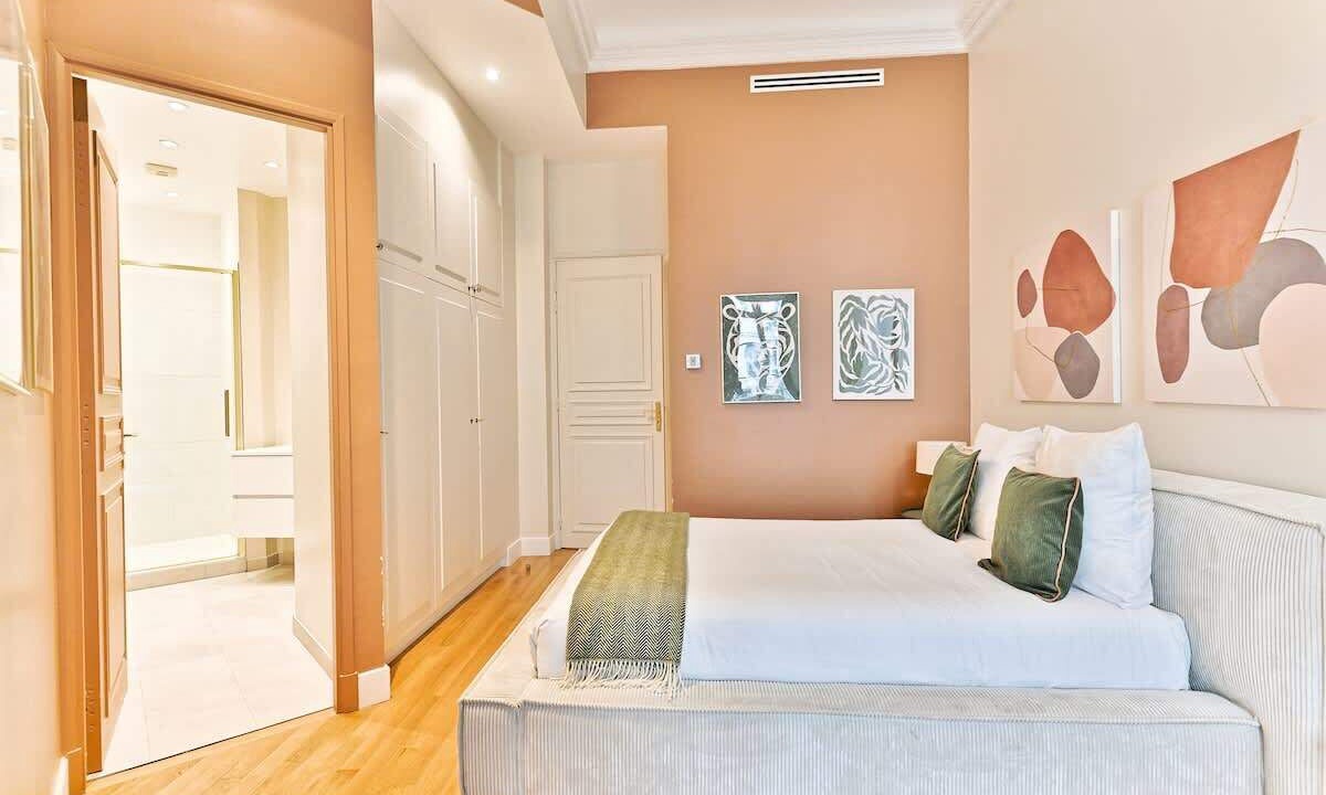 Photo of Bedroom in Porte-Dauphine