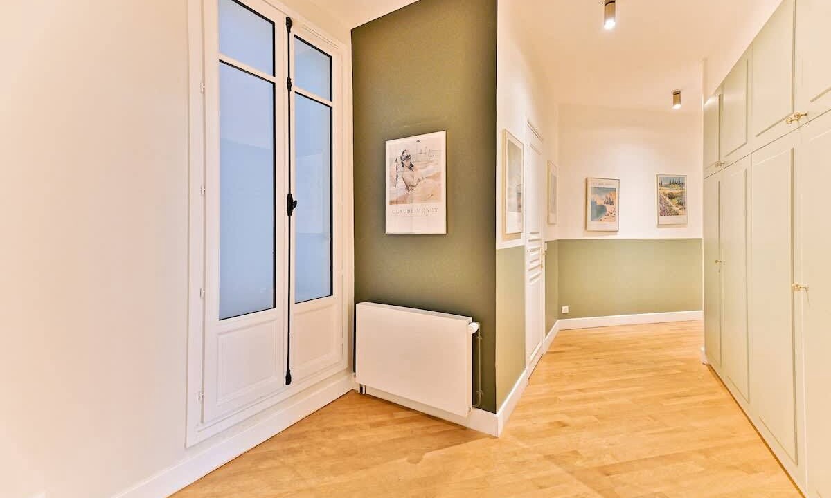 Photo of Others in Porte-Dauphine