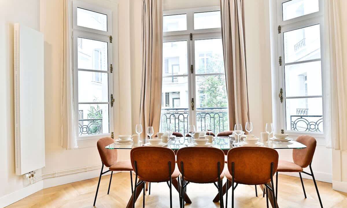 Photo of Others in Porte-Dauphine