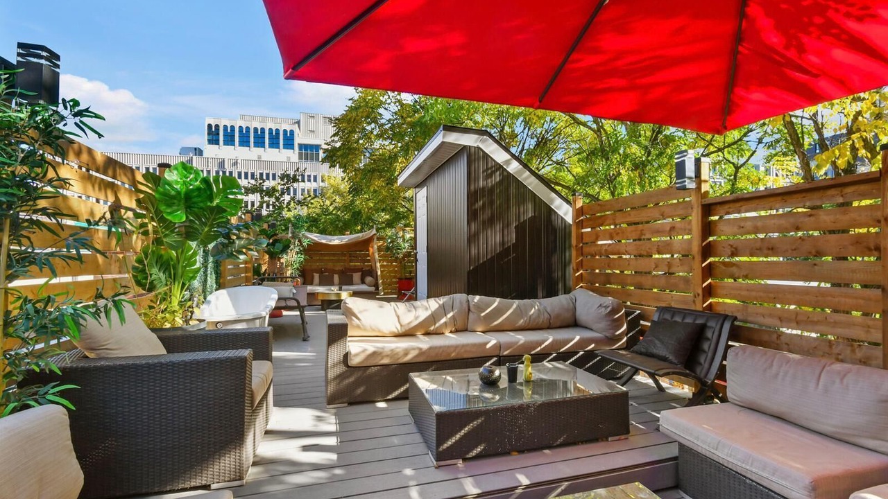 Photo of Outdoor in Downtown Montreal