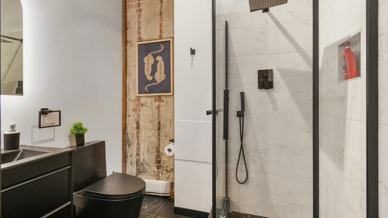 Photo of Bathroom in Downtown Montreal