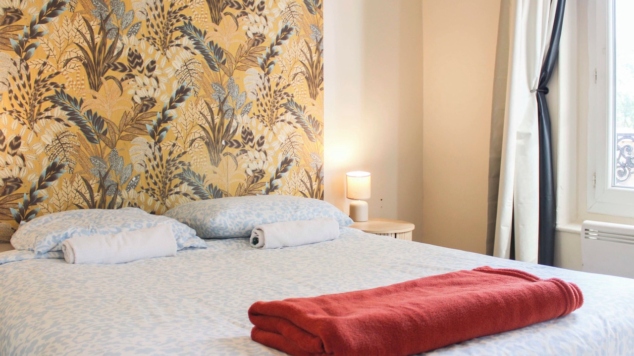 Photo of Bedroom in Saint-Denis