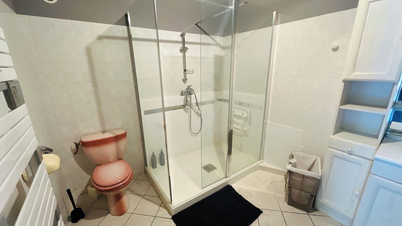 Photo of Bathroom in Valence