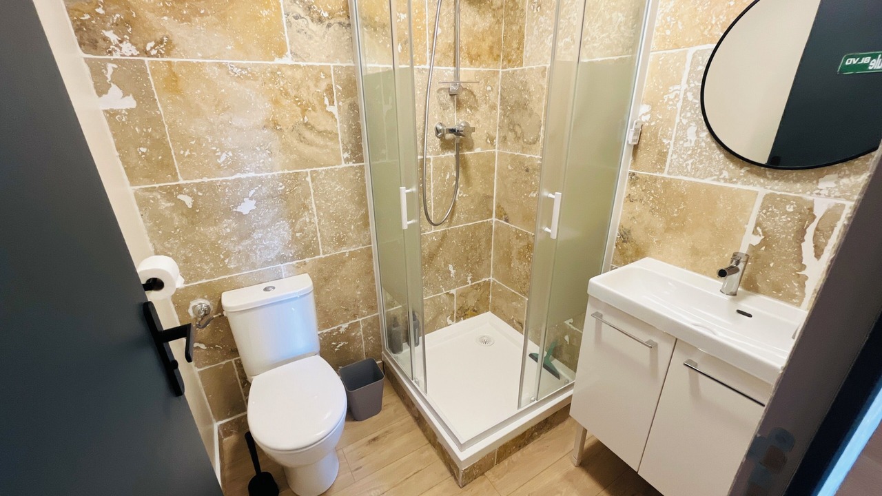 Photo of Bathroom in Valence