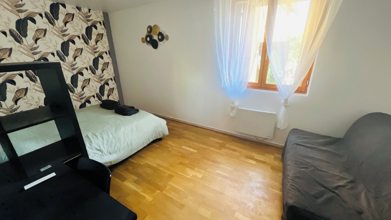 Photo of Bedroom in Valence