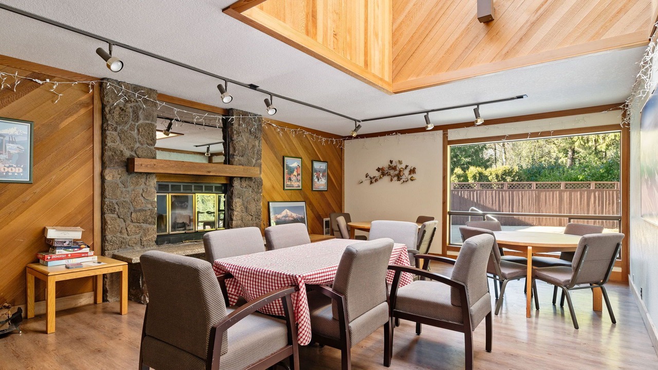 Photo of Others in Welches