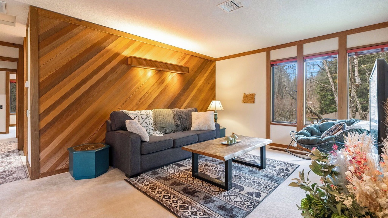 Photo of Livingroom in Welches