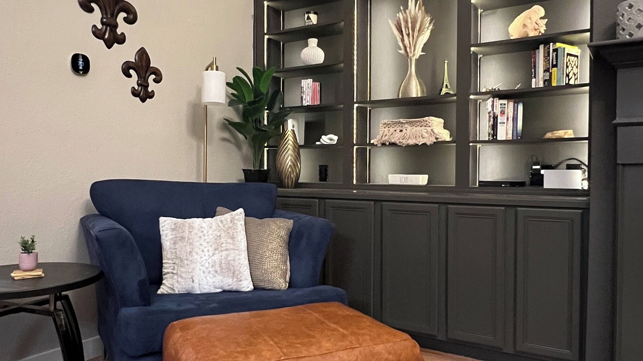Photo of Livingroom in Spring