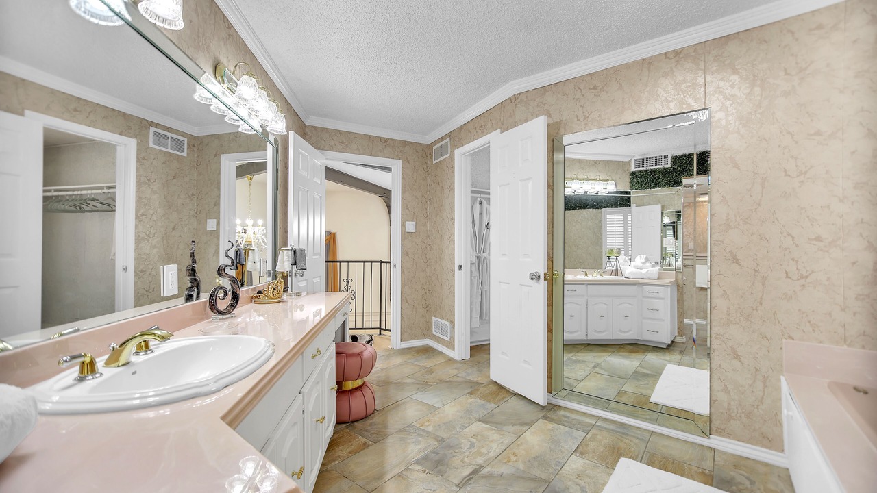 Photo of Bathroom in Fort Worth