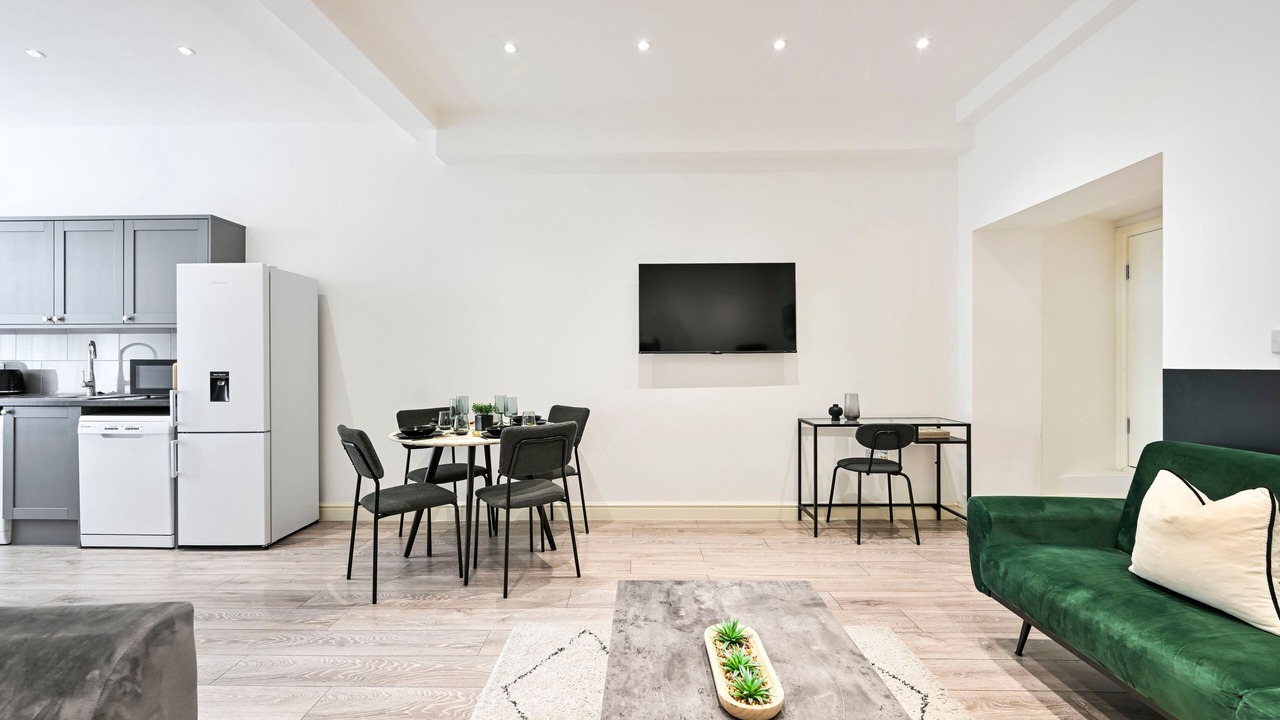 Photo of Livingroom in Ealing