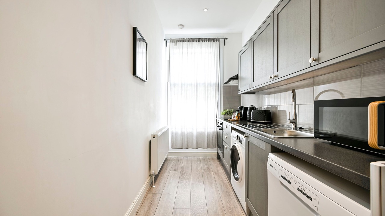 Photo of Kitchen in Ealing