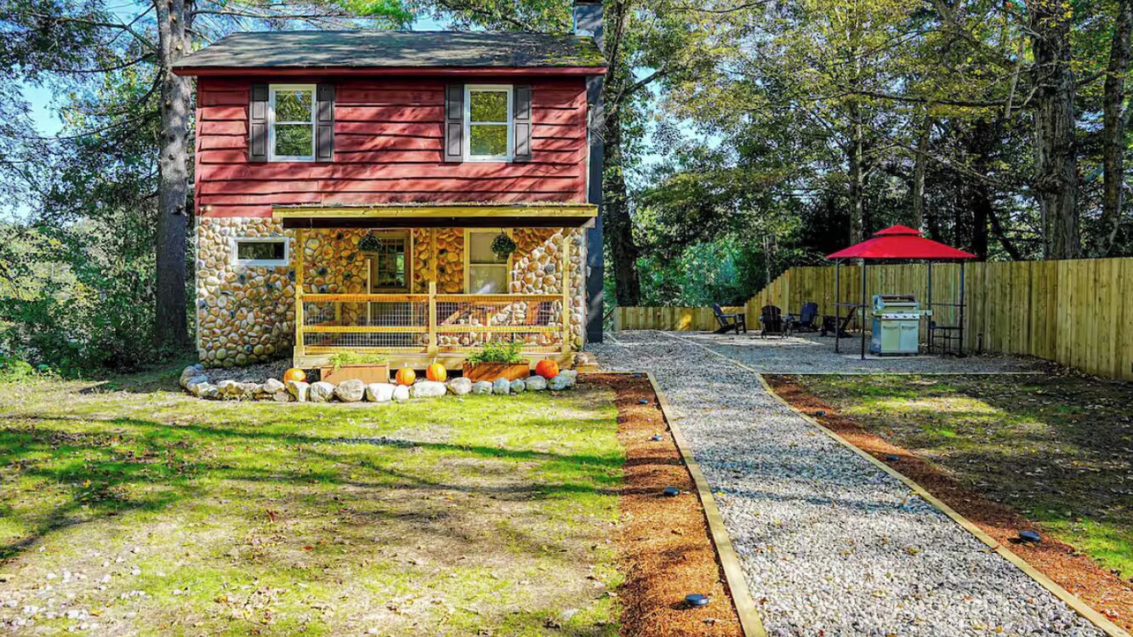Photo of Outdoor in Milford