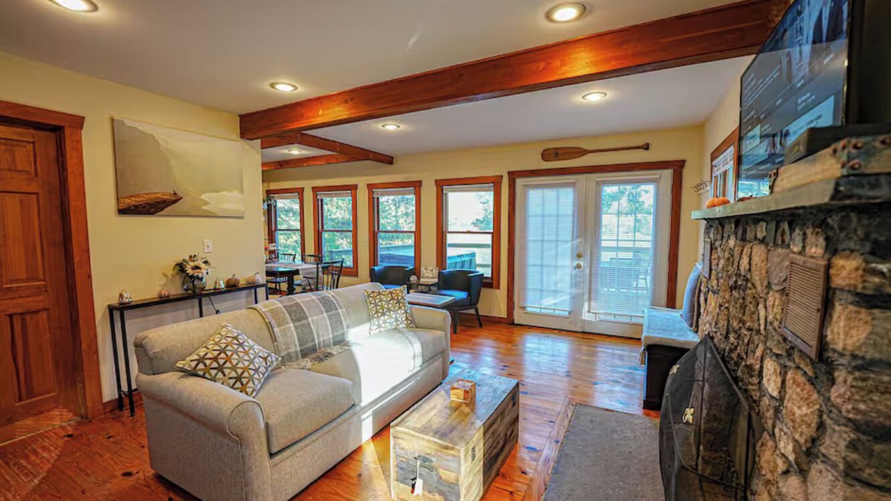 Photo of Livingroom in Milford