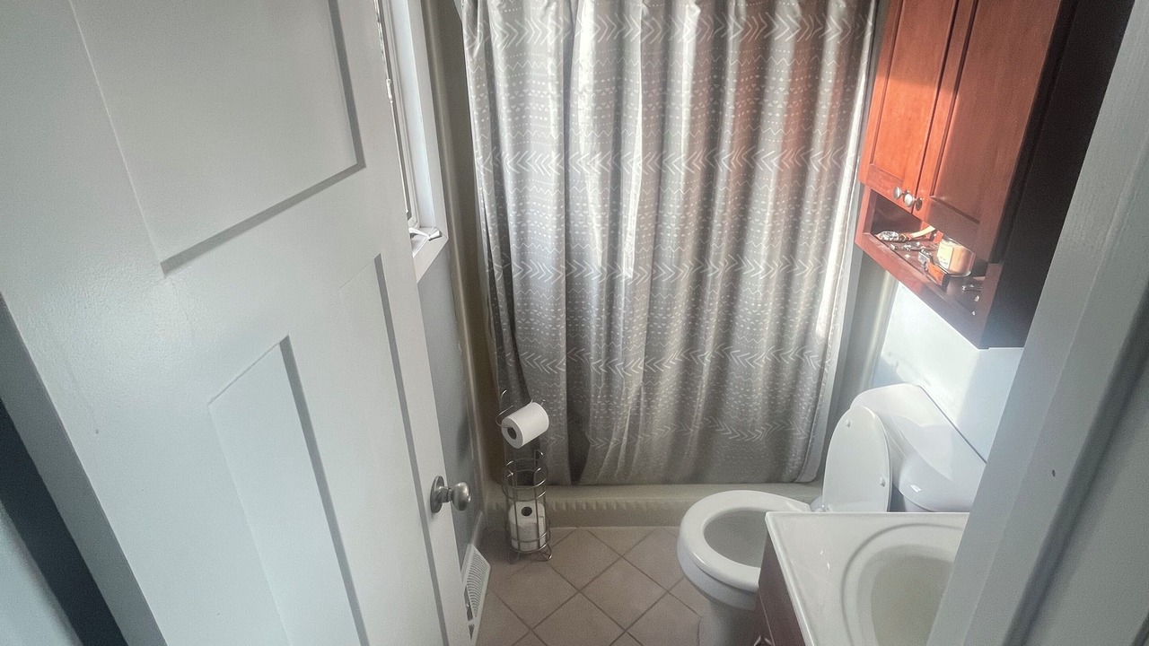 Photo of Bathroom in Sperry