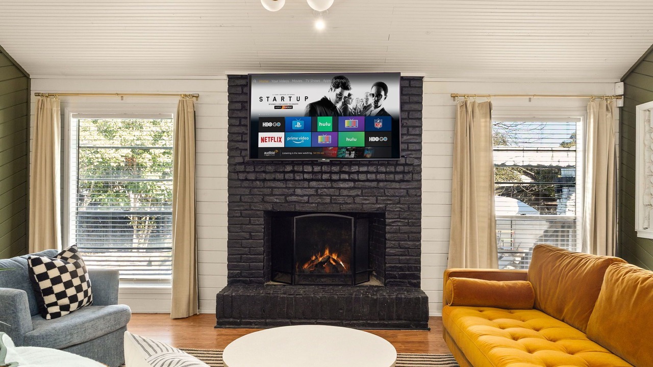 Photo of Livingroom in North Central Thousand Oaks