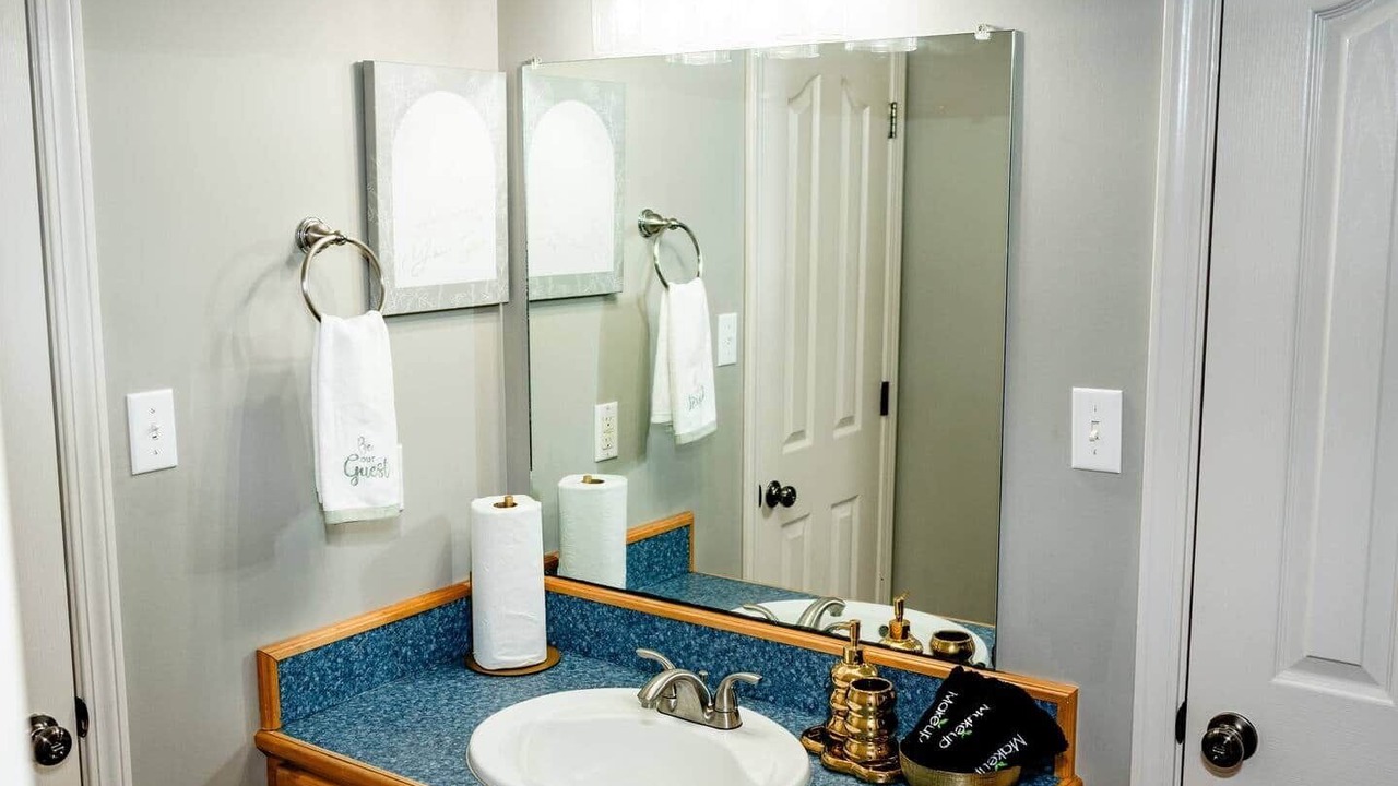 Photo of Bathroom in Broussard