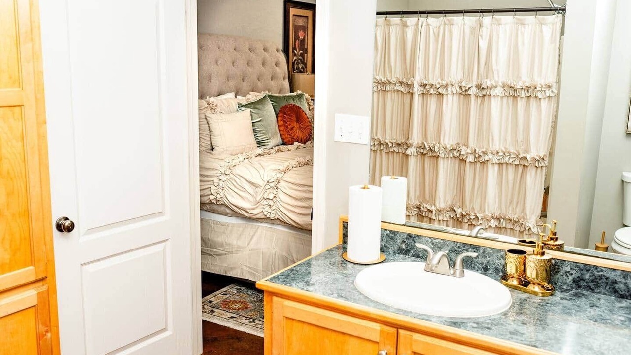 Photo of Bathroom in Broussard