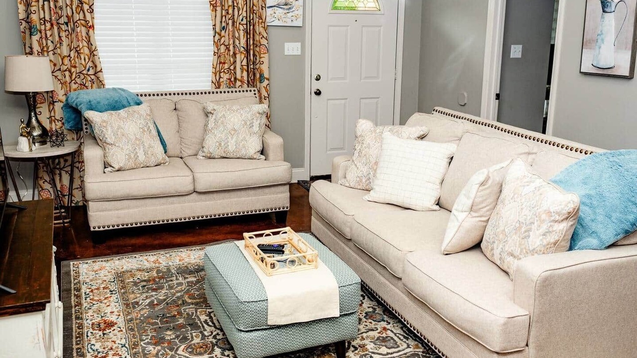 Photo of Livingroom in Broussard