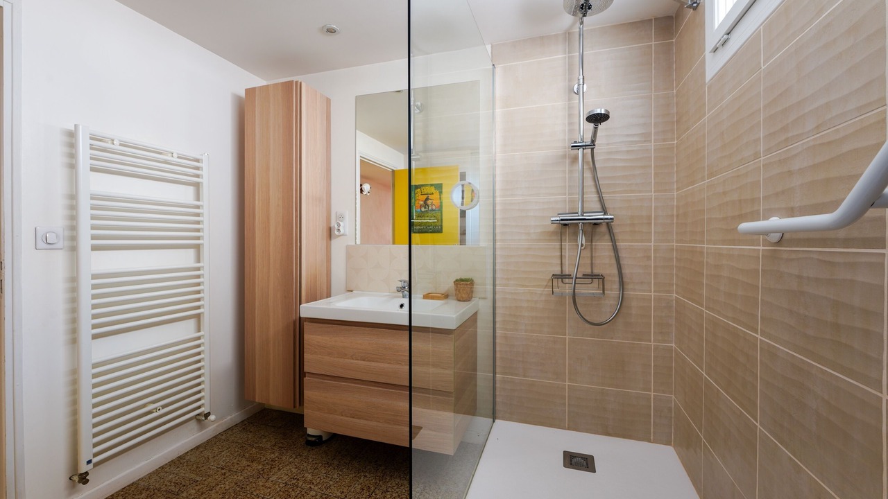 Photo of Bathroom in Saint-Barnabe
