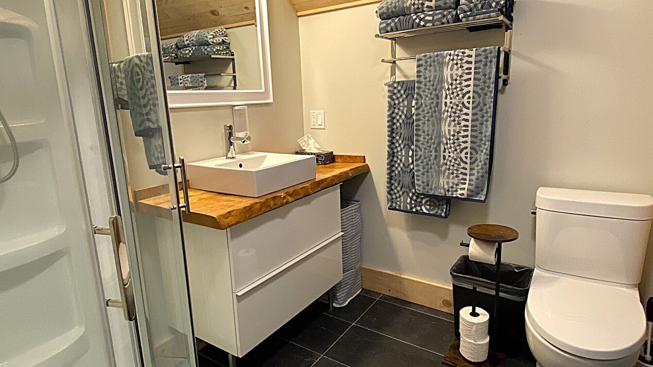 Photo of Bathroom in Guysborough County