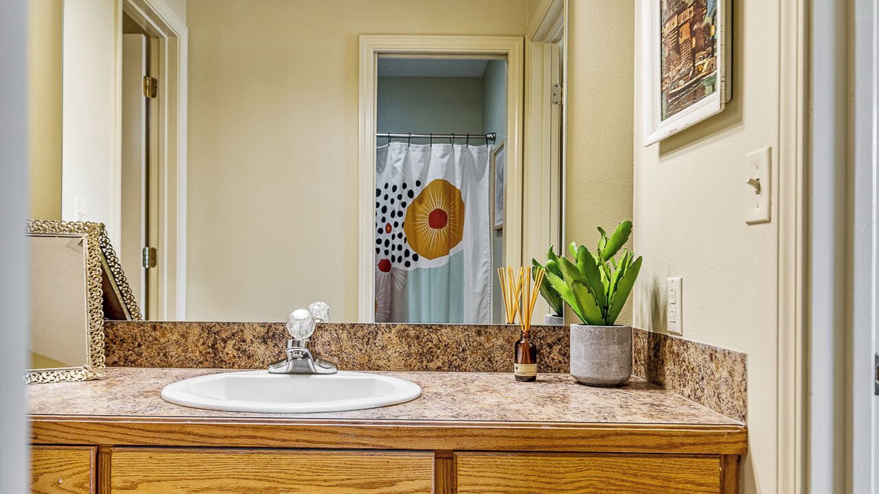 Photo of Bathroom in Claiborne
