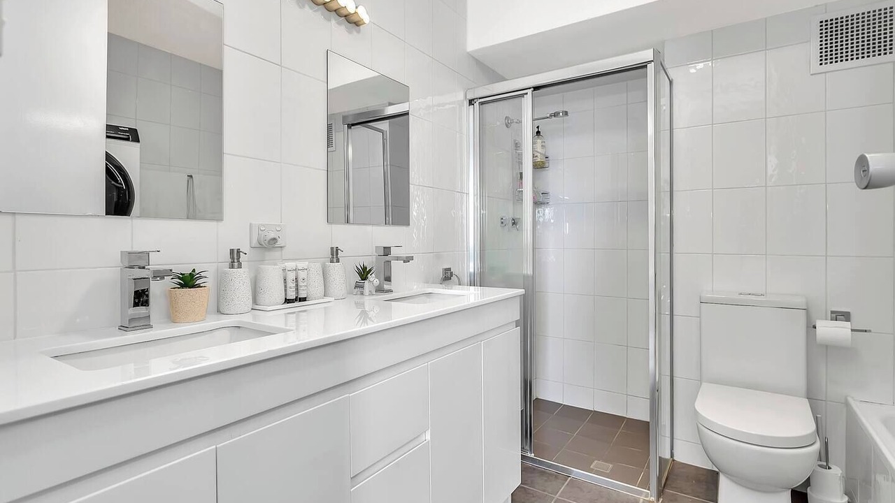 Photo of Bathroom in Glenelg