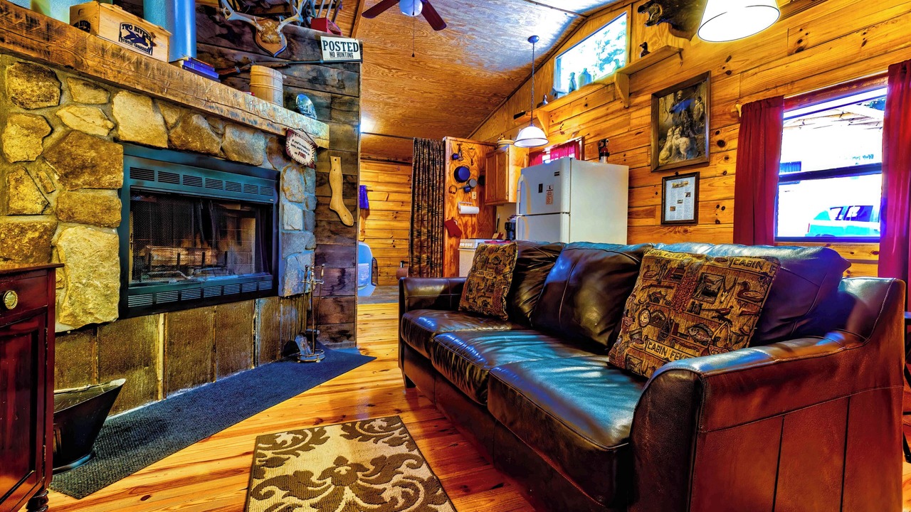 Photo of Livingroom in Cherokee