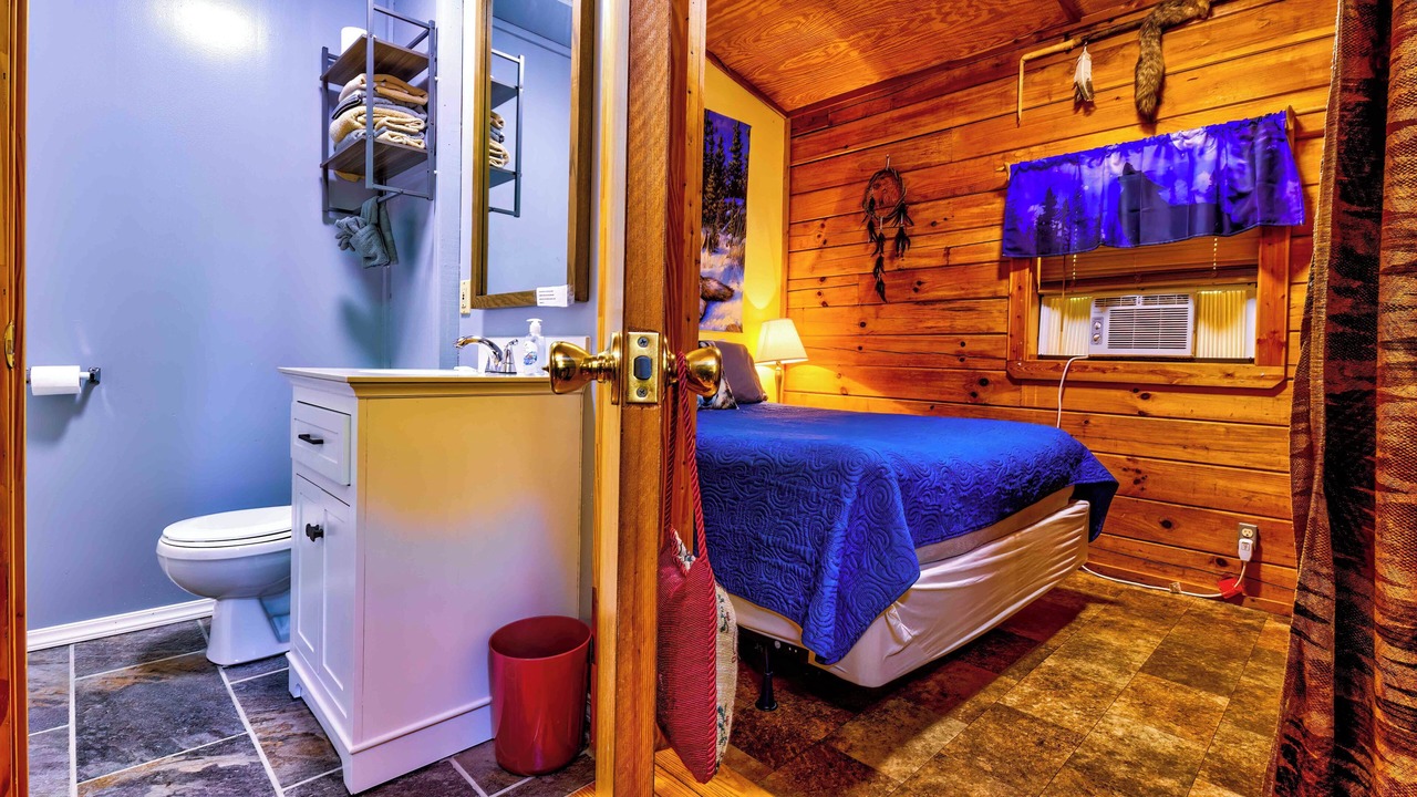 Photo of Bedroom in Cherokee