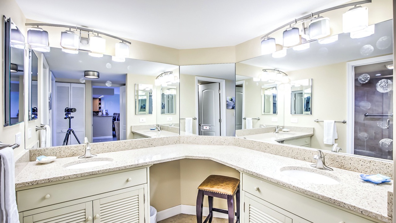 Photo of Bathroom in Key Colony Beach