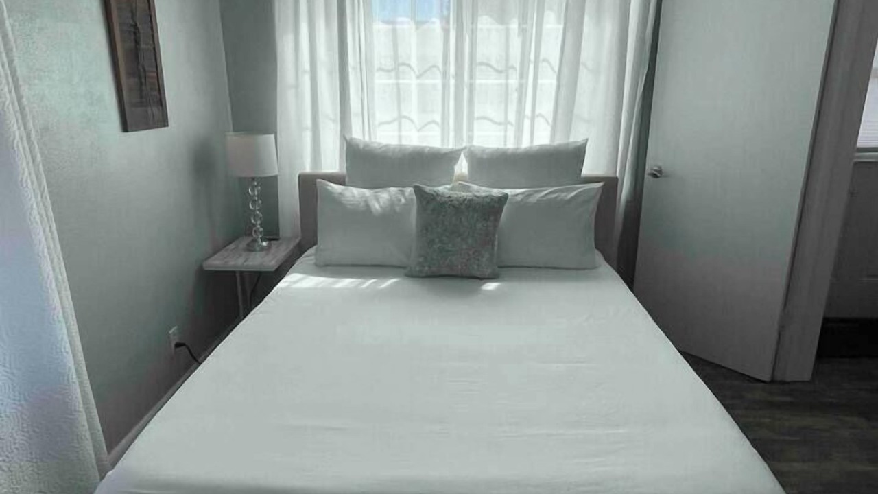 Photo of Others in Carlton