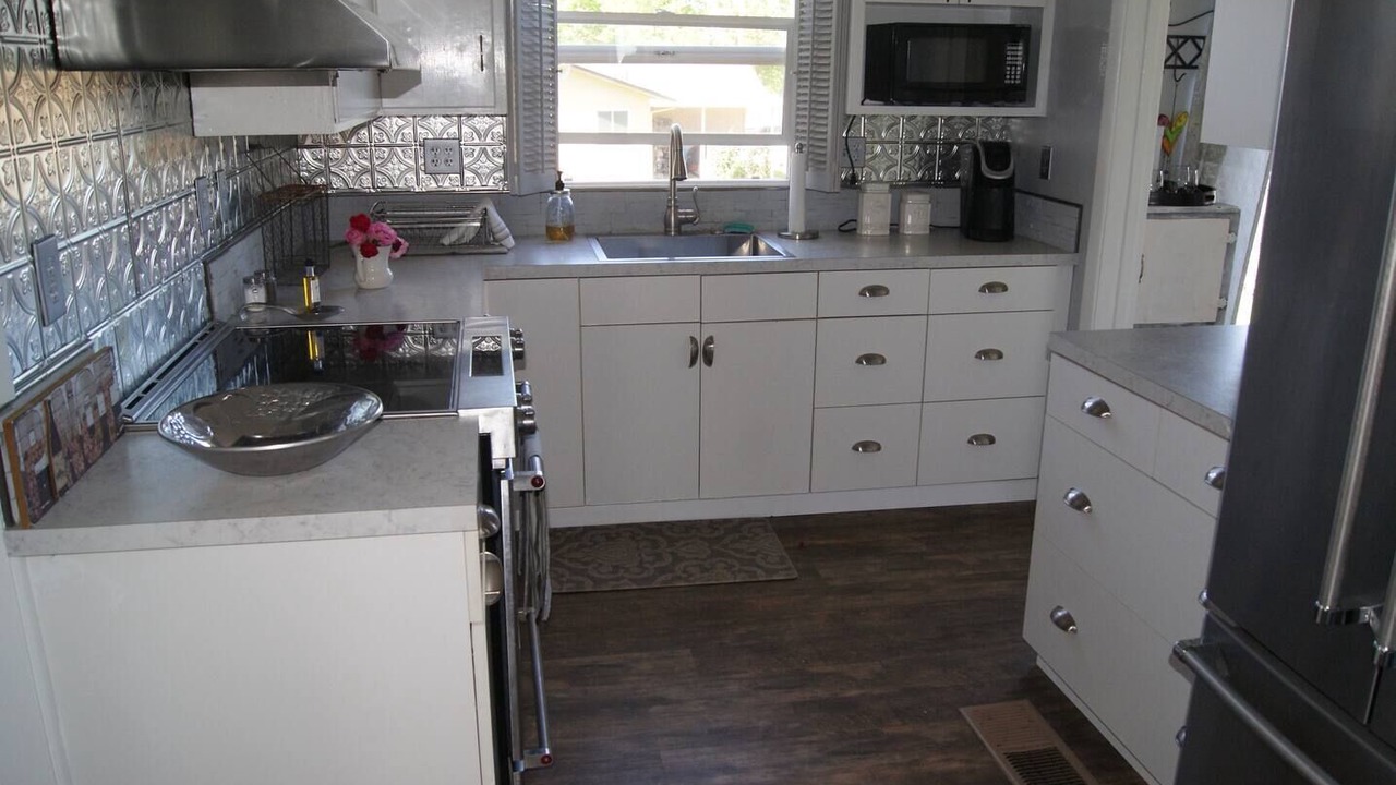 Photo of Others in Carlton